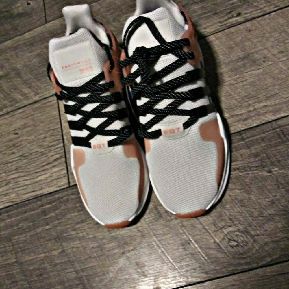 NWT Adidas 7 1/2 - Picture 3 of 3